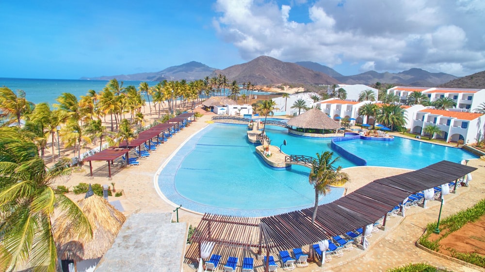 Costa Caribe Hotel Beach & Resort