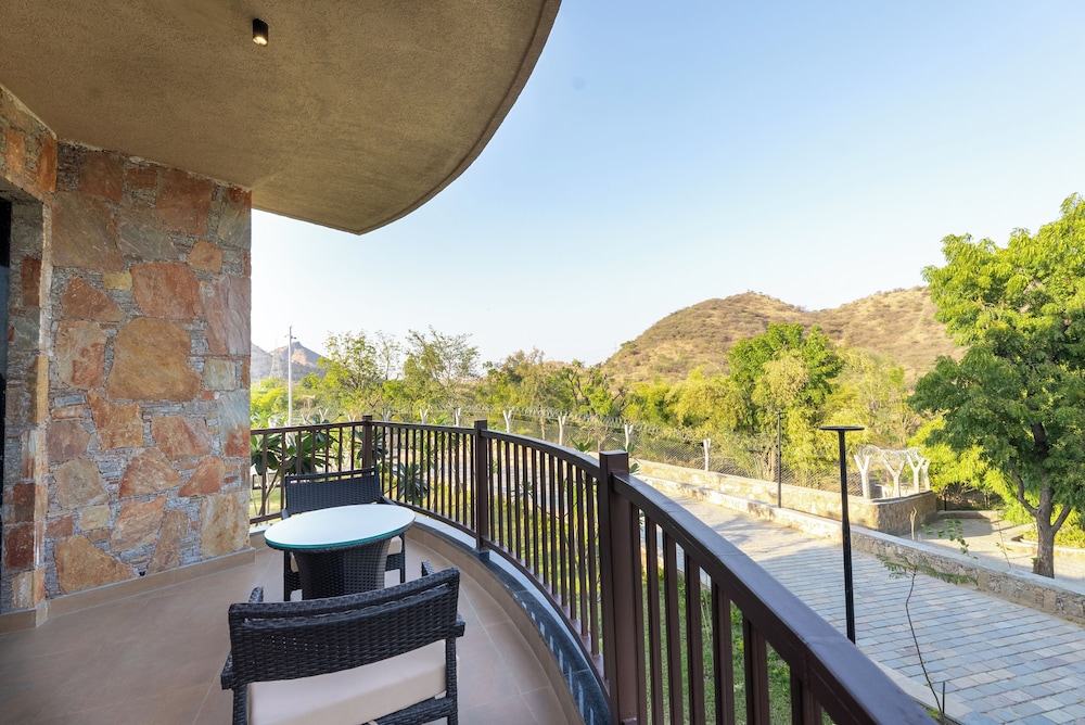 Tree of Life Amara Resorts & Spa Udaipur