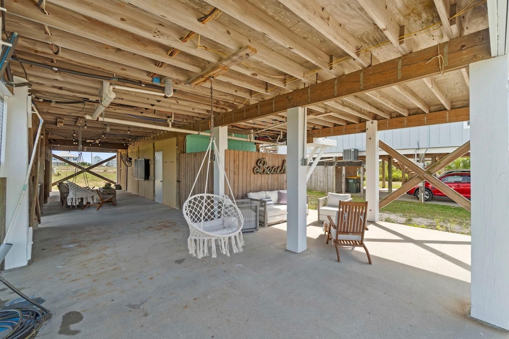 Latitude Adjustment Beach House