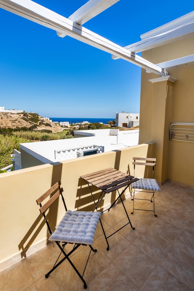 Elaia Villas