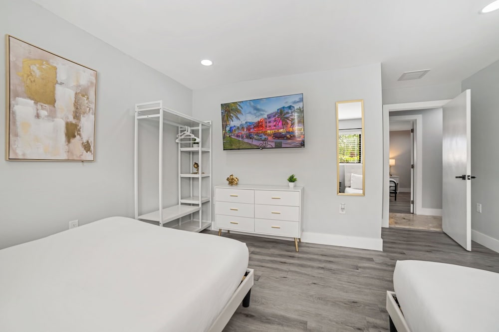 Spacious 6BR Beach Getaway w/ Heated Pool