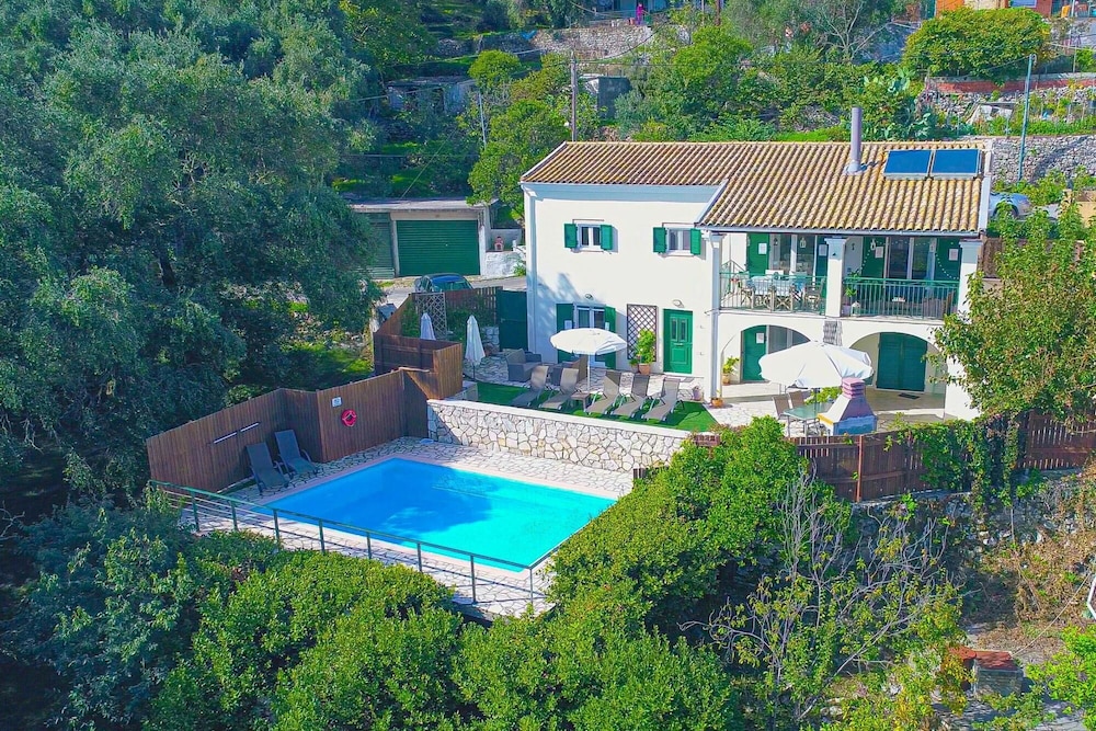 Villa Chiquitita in Rachi photo 5