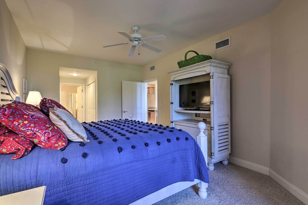 Oceanfront Retreat: Modern Living on Miramar Beach view 2