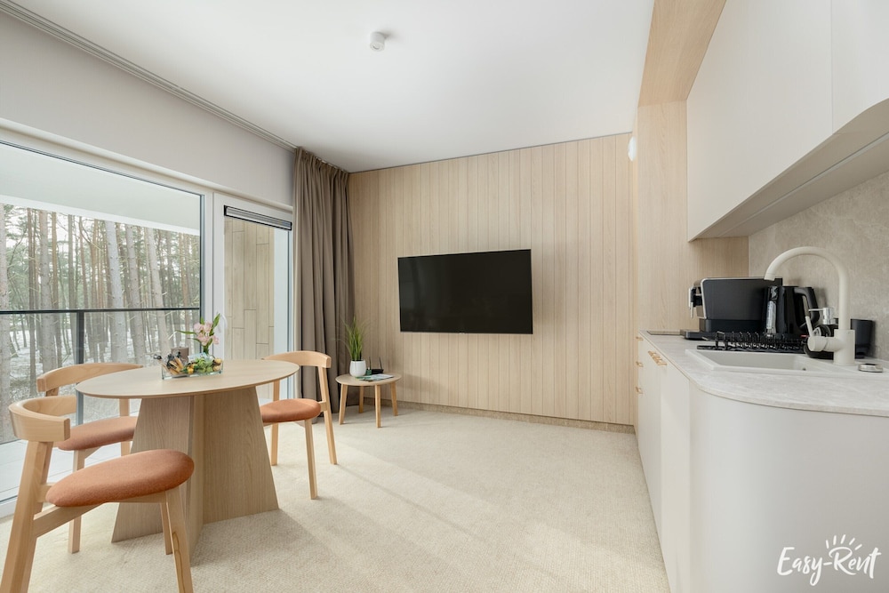 Apartment Lukecin Near Beach and Pool