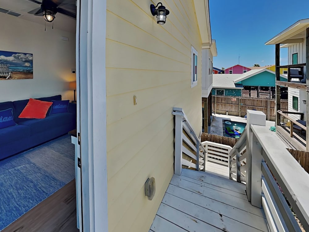 Coastal Zest by Silver Sands Vacation Rentals