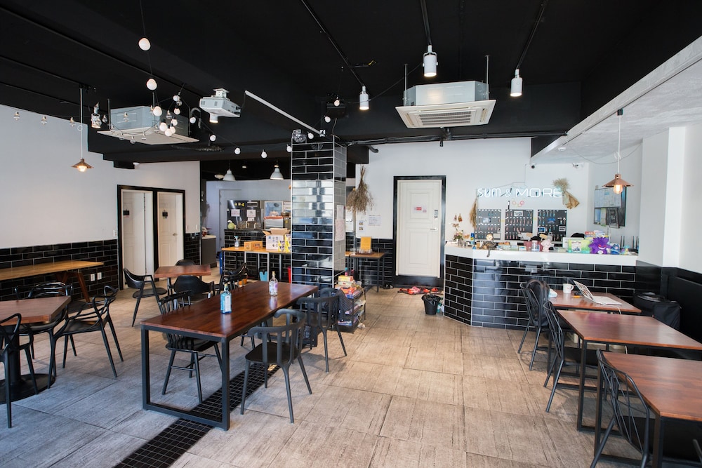 Sum Guest House Jeju Airport - Hostel