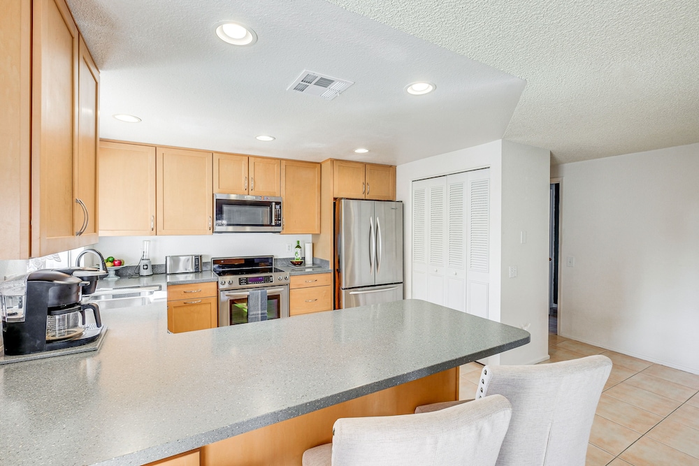 Chandler Vacation Rental w/ Bikes & Fire Pit! view 3