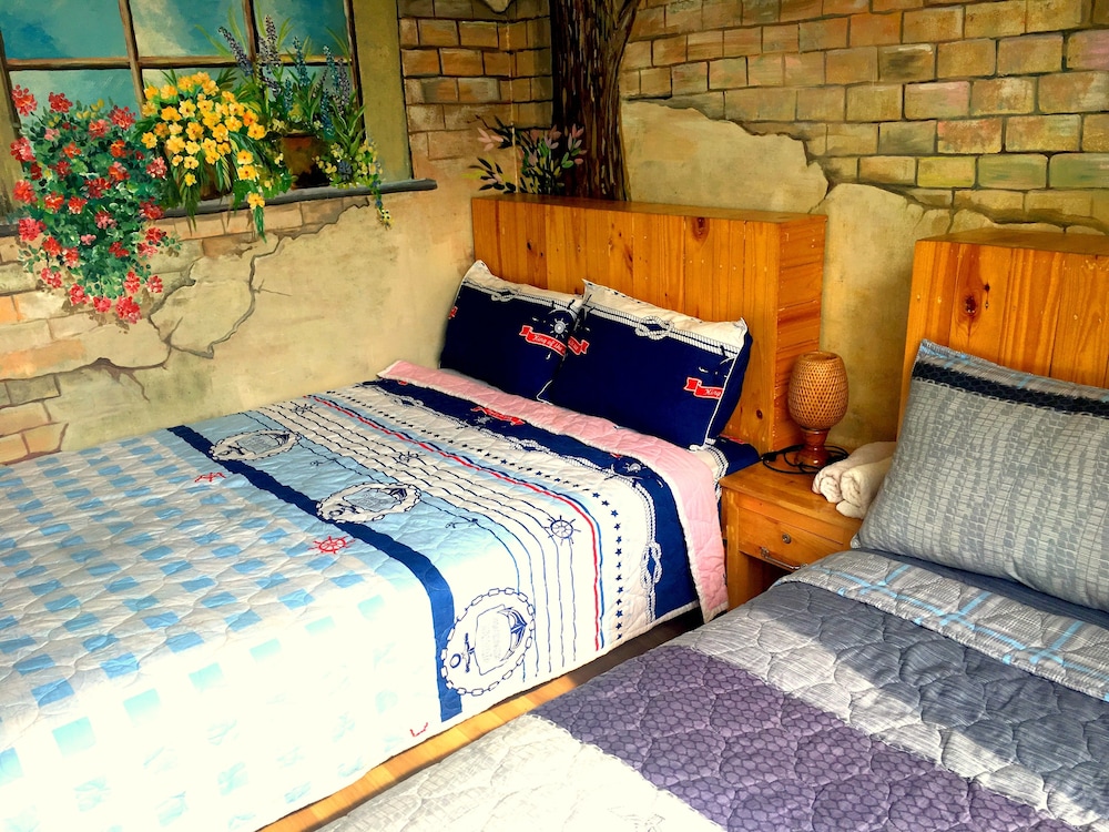 Wanderlust Saigon Hostel