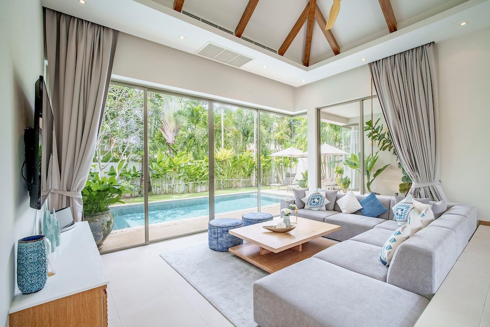 Trichada Stylish Private Pool Villa 3, Bang Tao