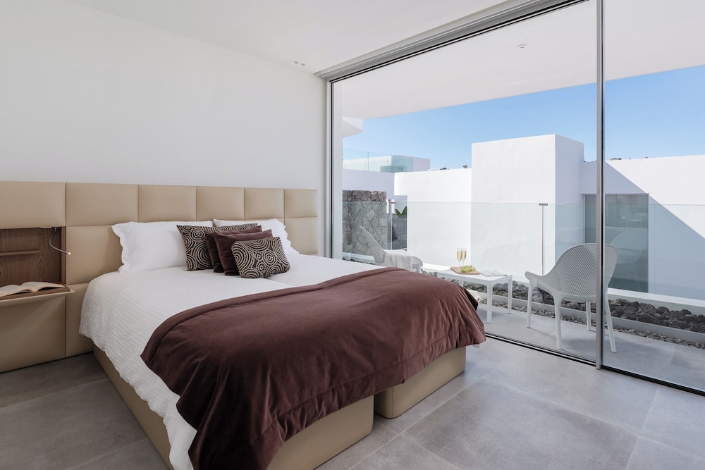Villa Superior 1 - Casangular by Upper