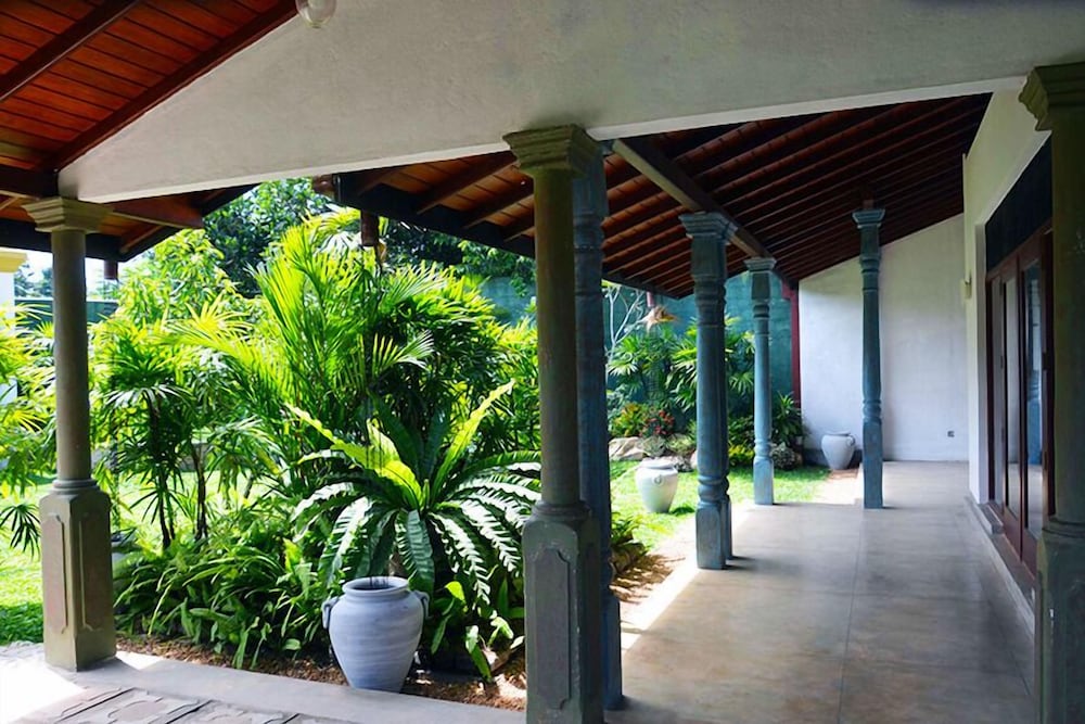 Bloomsbury Holiday Resort & Spa
