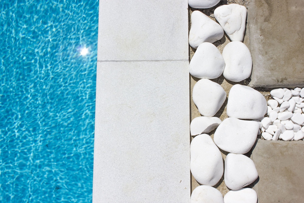 Amperian Mykonos Suites & Villas