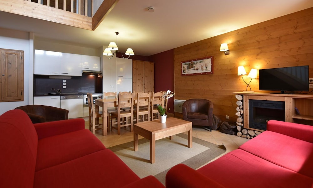 Apartment in France With Spa and Mountain Views