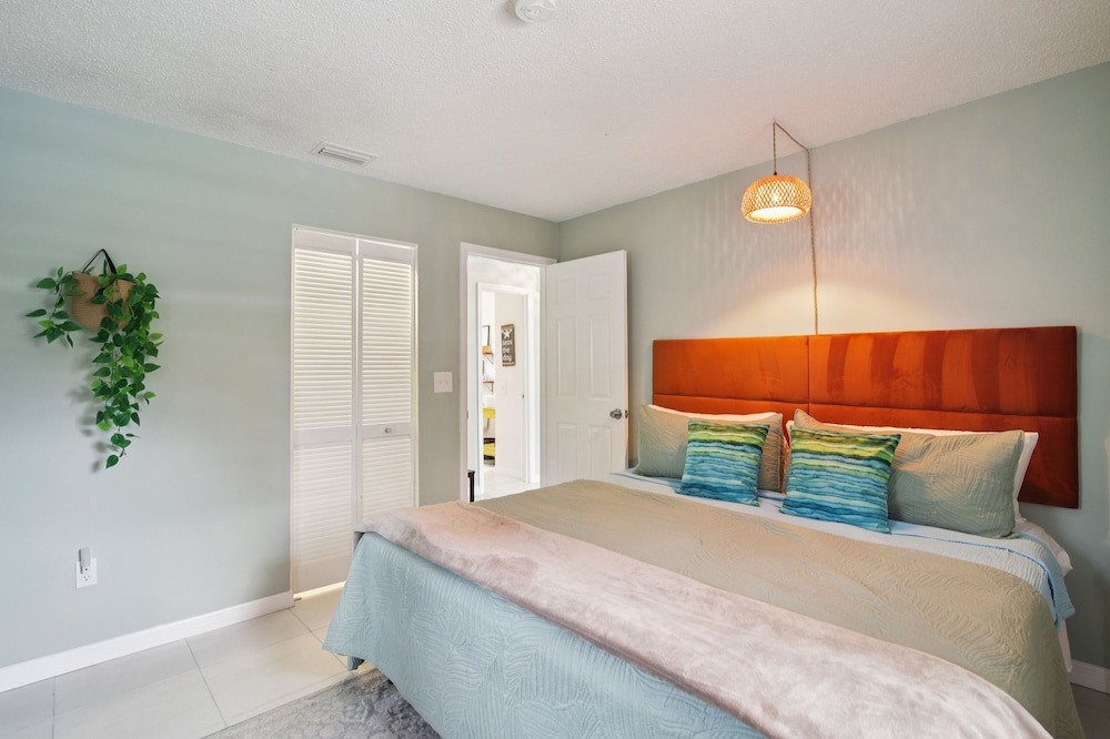 Crystal Blue Haven 3 Bedroom Cottage