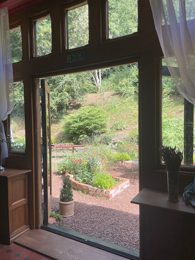 Rowden Abbey B&B