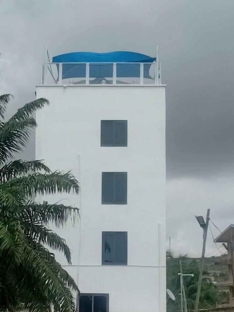 Regal Royal Suites