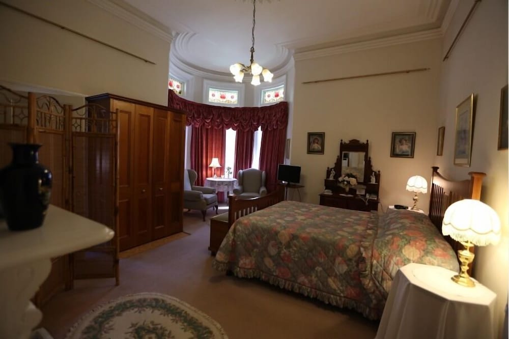 Kilmarnock House