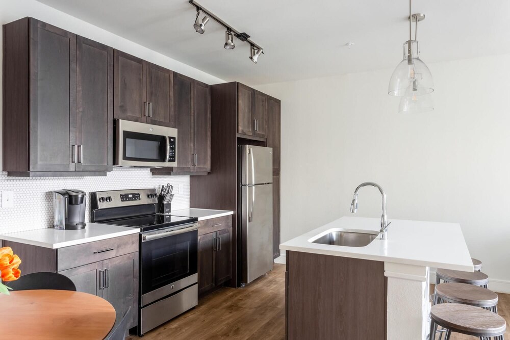 Dallas Dreamy 1BD 1BA Apartment view 5