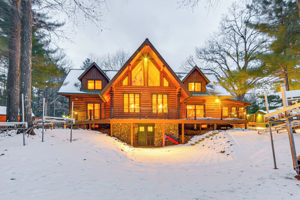 Lakefront Cabin w/ Sauna & Dock in Webster!