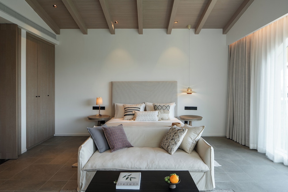 Miyue Shenzhen Tianlu Secret Wild Wizard Holiday Hotel
