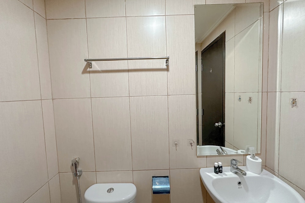 1Br Near Uinsa At Tamansari Papilio Apartment