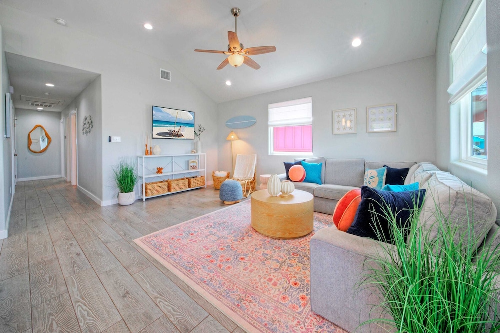 Salty Texan by Avantstay Central Location, Views