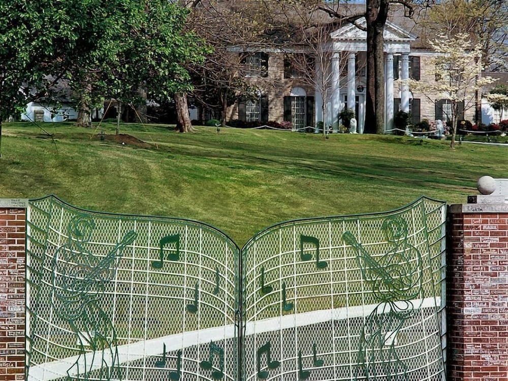 Spahn House Bed and Breakfast - Property Image 18