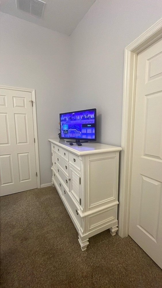 Dreamville 4 Bedrooms - Image 4