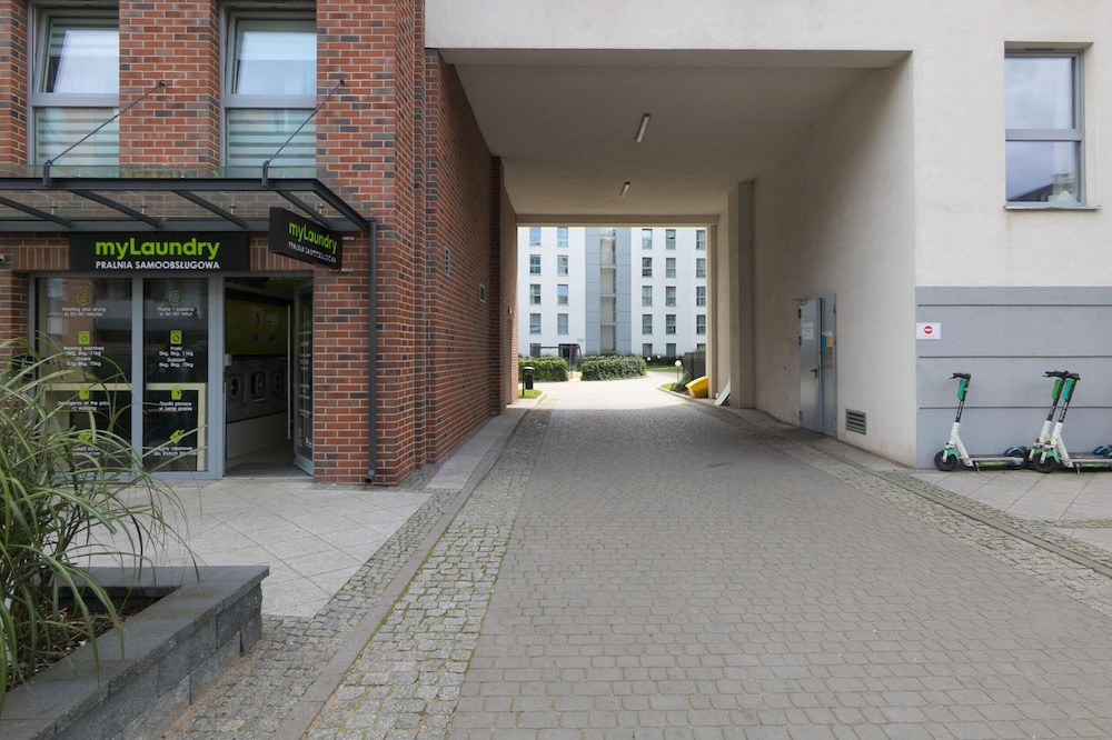 Apartment With Parking Gdansk by Renters view 4