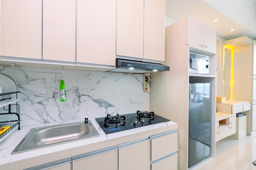 Cozy Stay Studio At Lrt City Bekasi Apartment