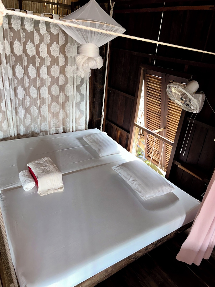 ST 63 Homestay & Tour Kampong Khleang