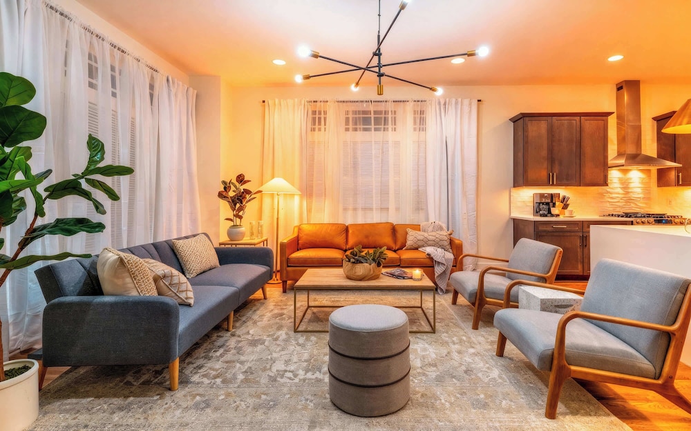 Luxury Retreat Double Rooftop Deck Game Room