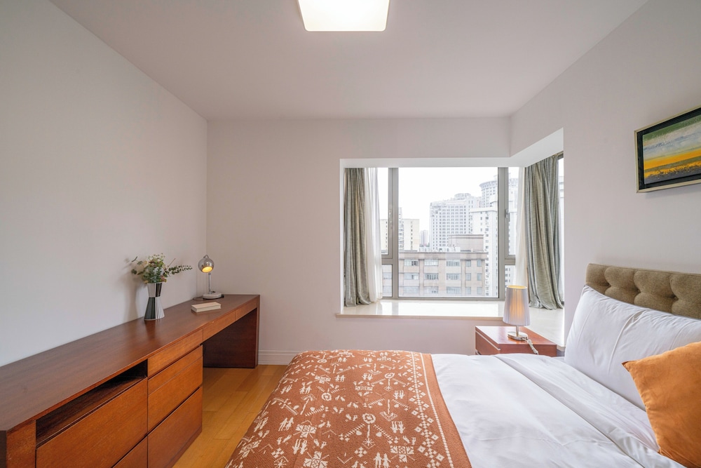Tyms Modern 2BR 1BA Suite Xujiahui Malls