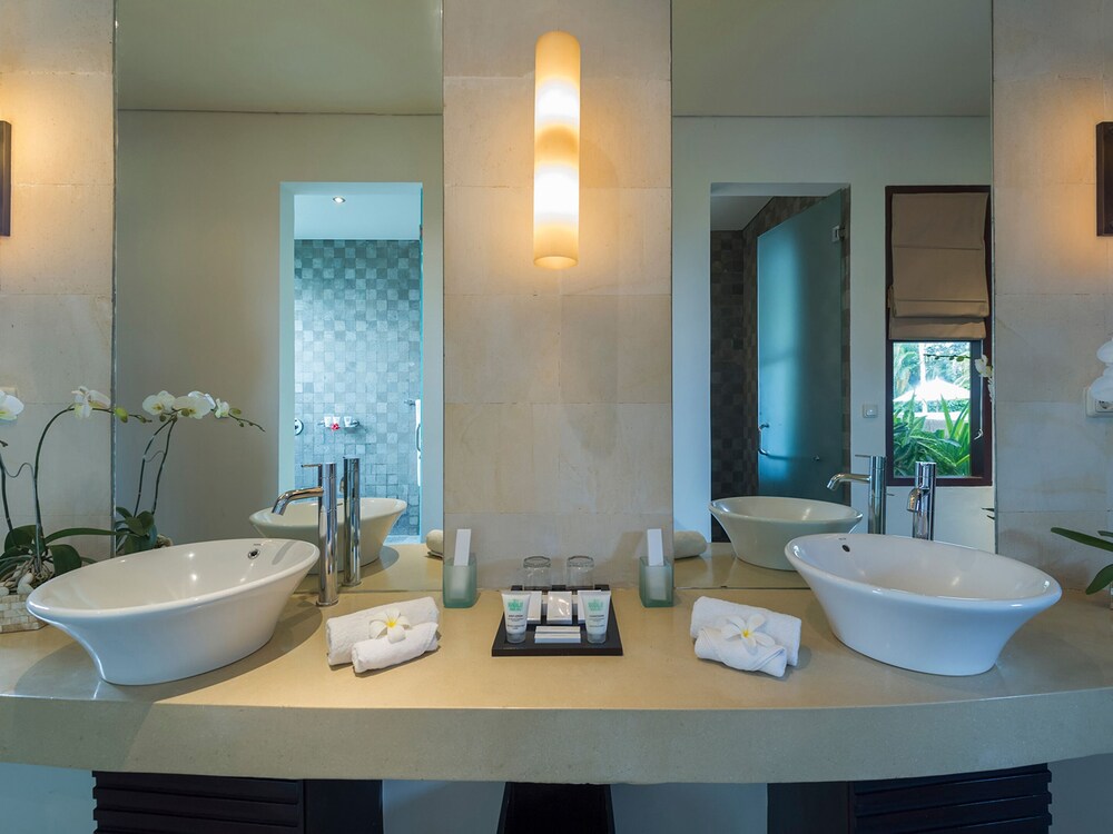Mandalay Villas