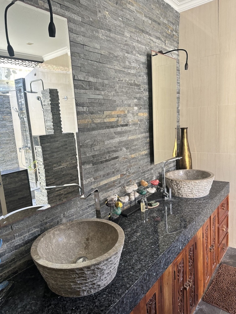 Bayshore Villa Sanur