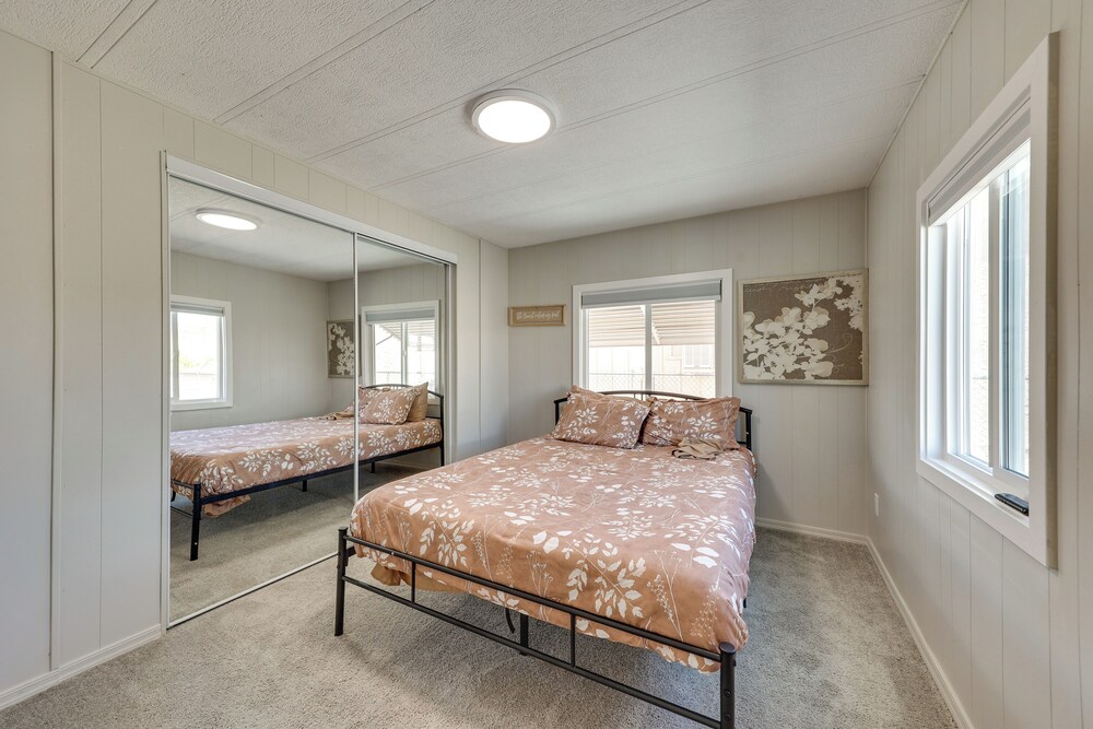 Riverfront Bullhead City Home, Near Casinos