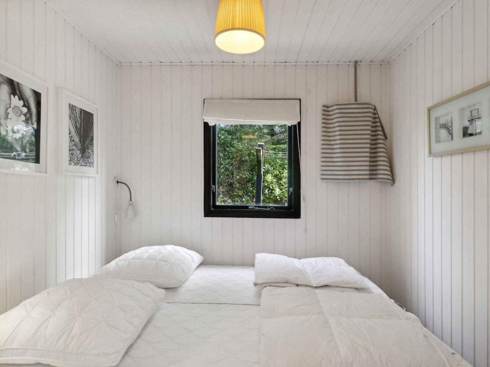 5 Star Holiday Home in Hals