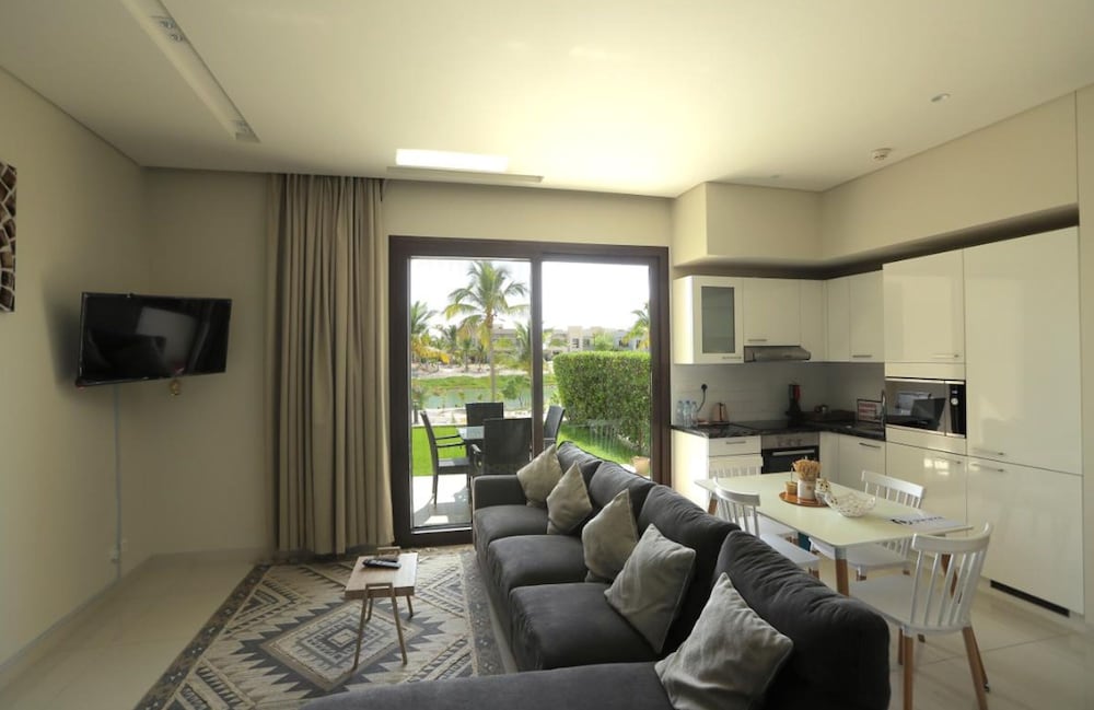 Charming 1-bedroom Terrace Escape