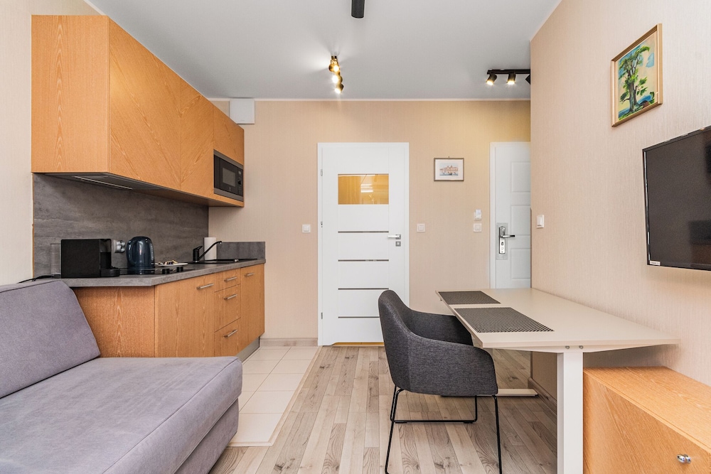 Amber Port 12A by Grand Apartments