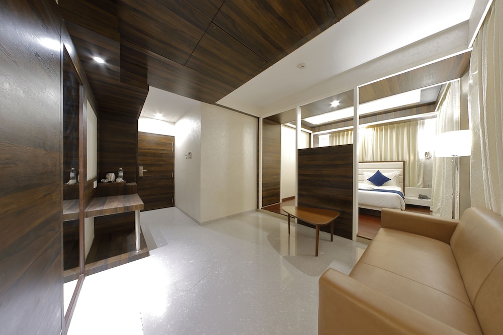 Hotel Silver Heights