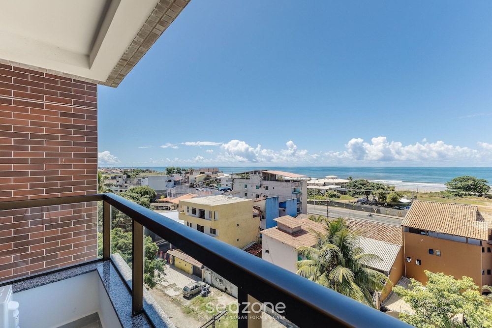 Building With Swimming Pool 300m From the Beach in Ilheus - MMD