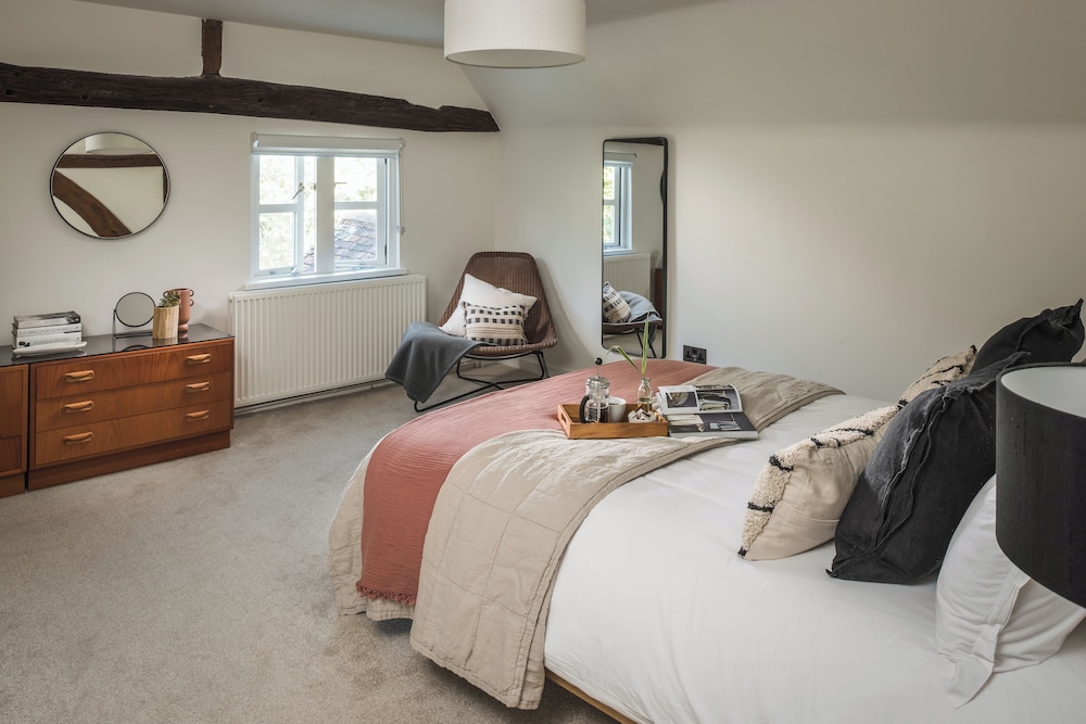 Lovely 3-bed House in West Malling, Kent view 3