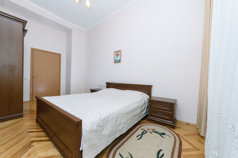 Alma Apartments
