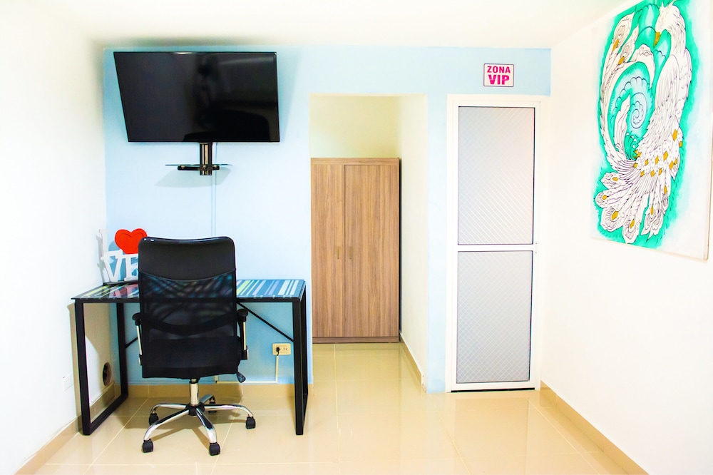 $ PROMO $ 3 Bedrooms with Bathrooms apartment & Jacuzzi in Lleras park @Poblado