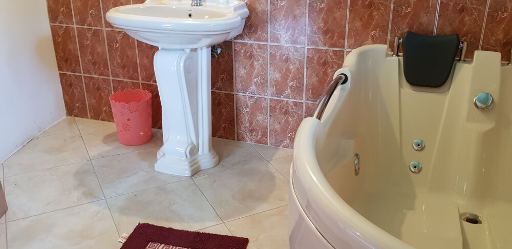 Jamaica Villa Sweetsap