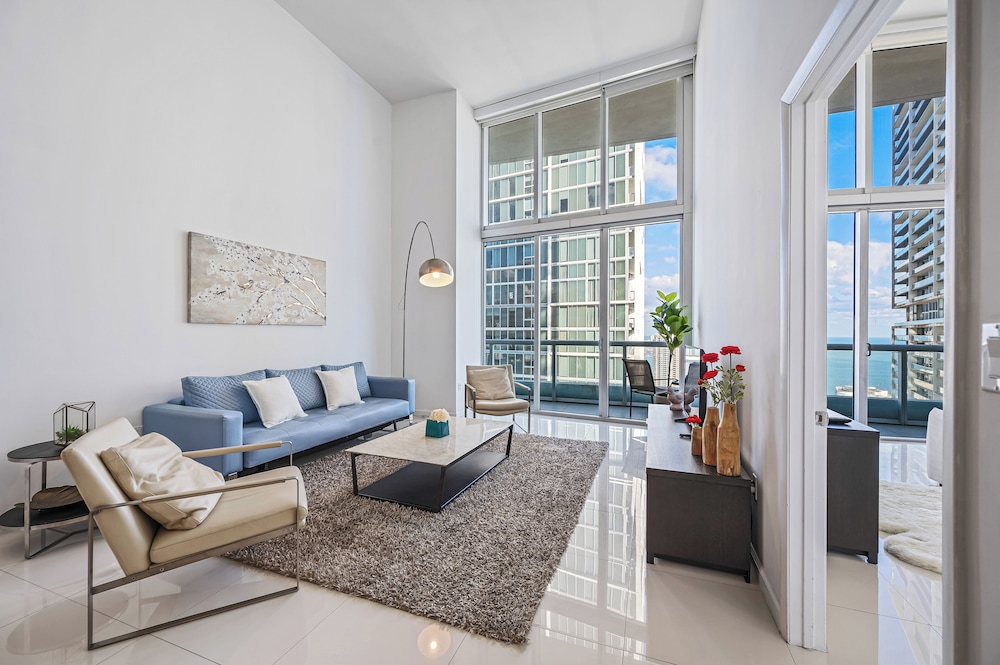 Icon Brickell