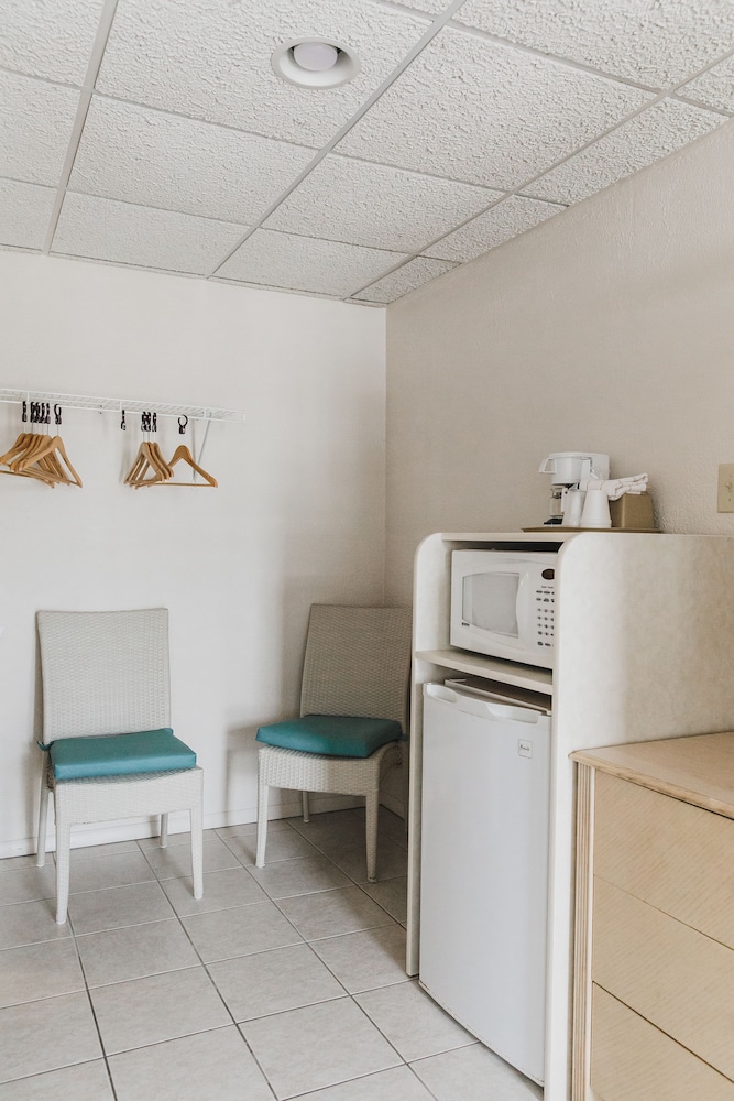 AA Heart of Wildwood Motels