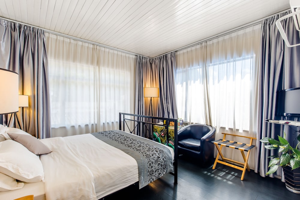 Humble Inn Boutique Residence