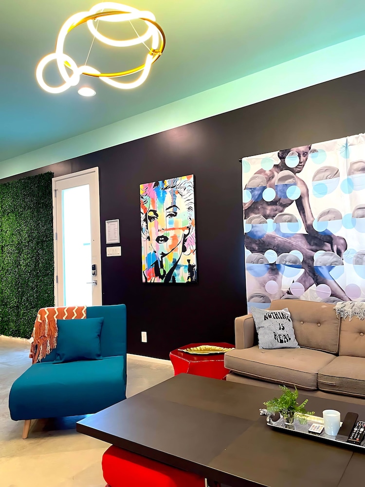 Ultimate 10br Group Getaway6min to Rainey Street