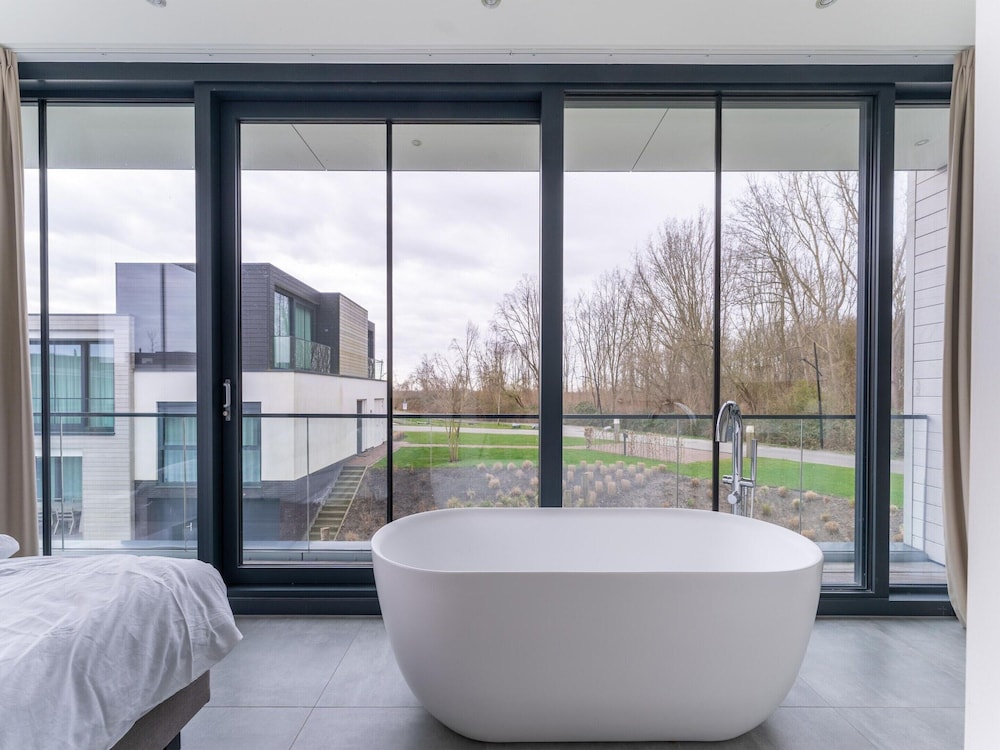Villa With Private Pool on the Veerse Meer